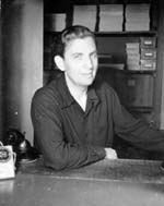 Richard Brandon at the Turnabout Theatre box-office in June 1943